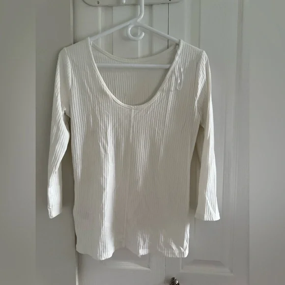 H&M White Ribbed Blouse - Picture 2 of 3